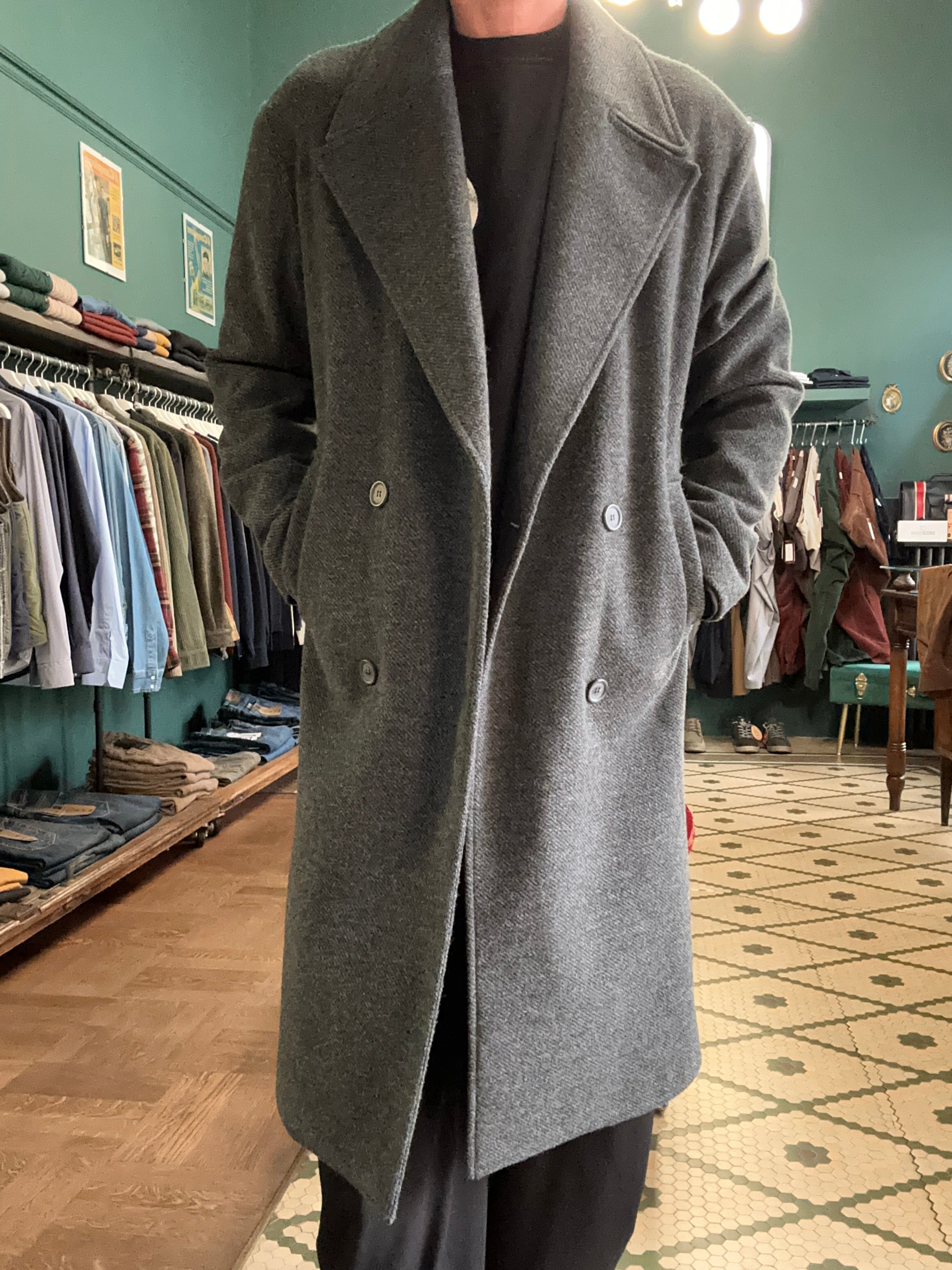 Cappotto doppiopetto oversize grigio