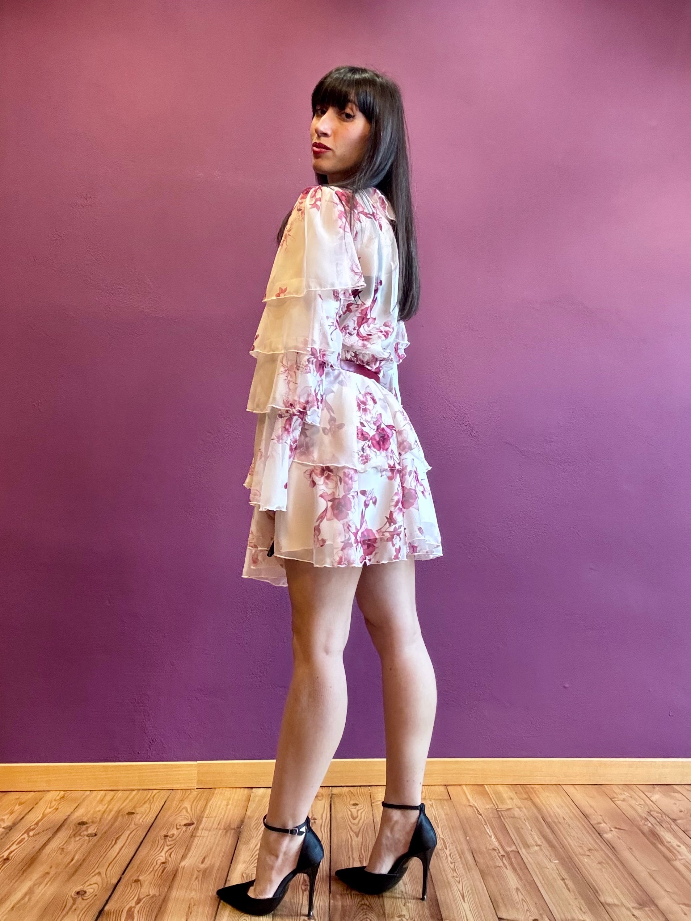 Abito voulant in fantasia floreale