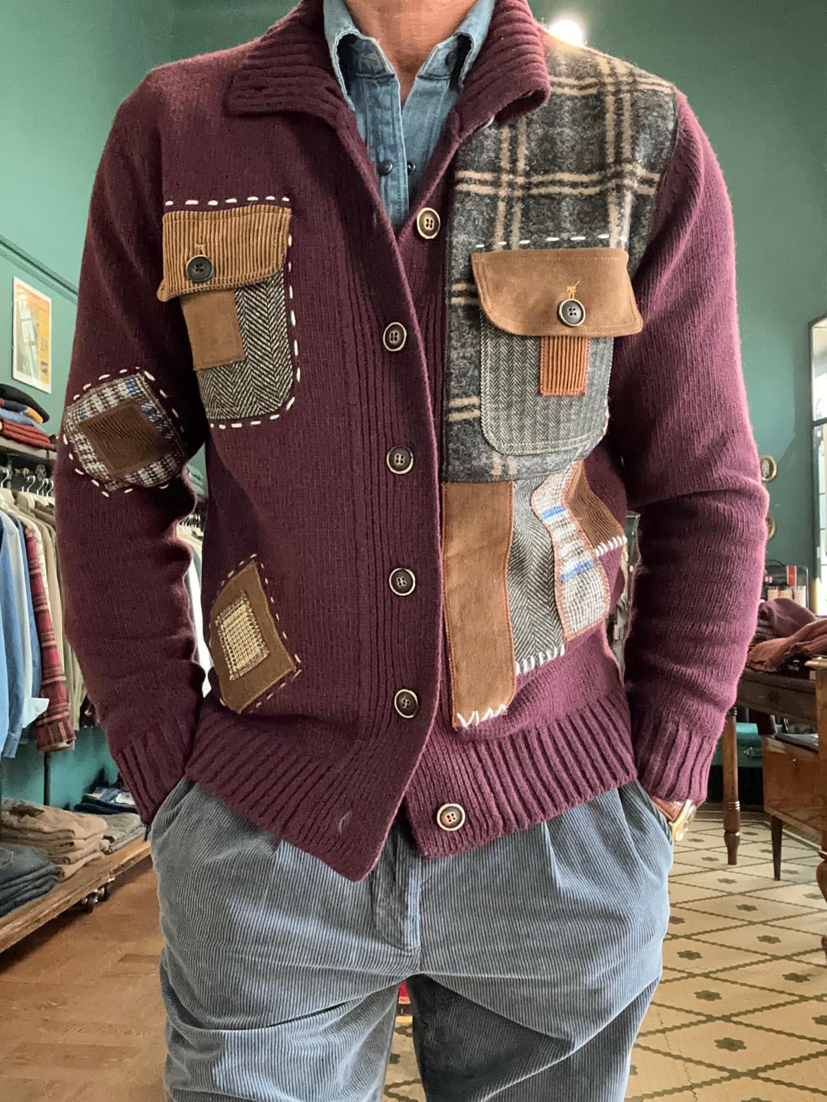 Cardigan in lana con patch