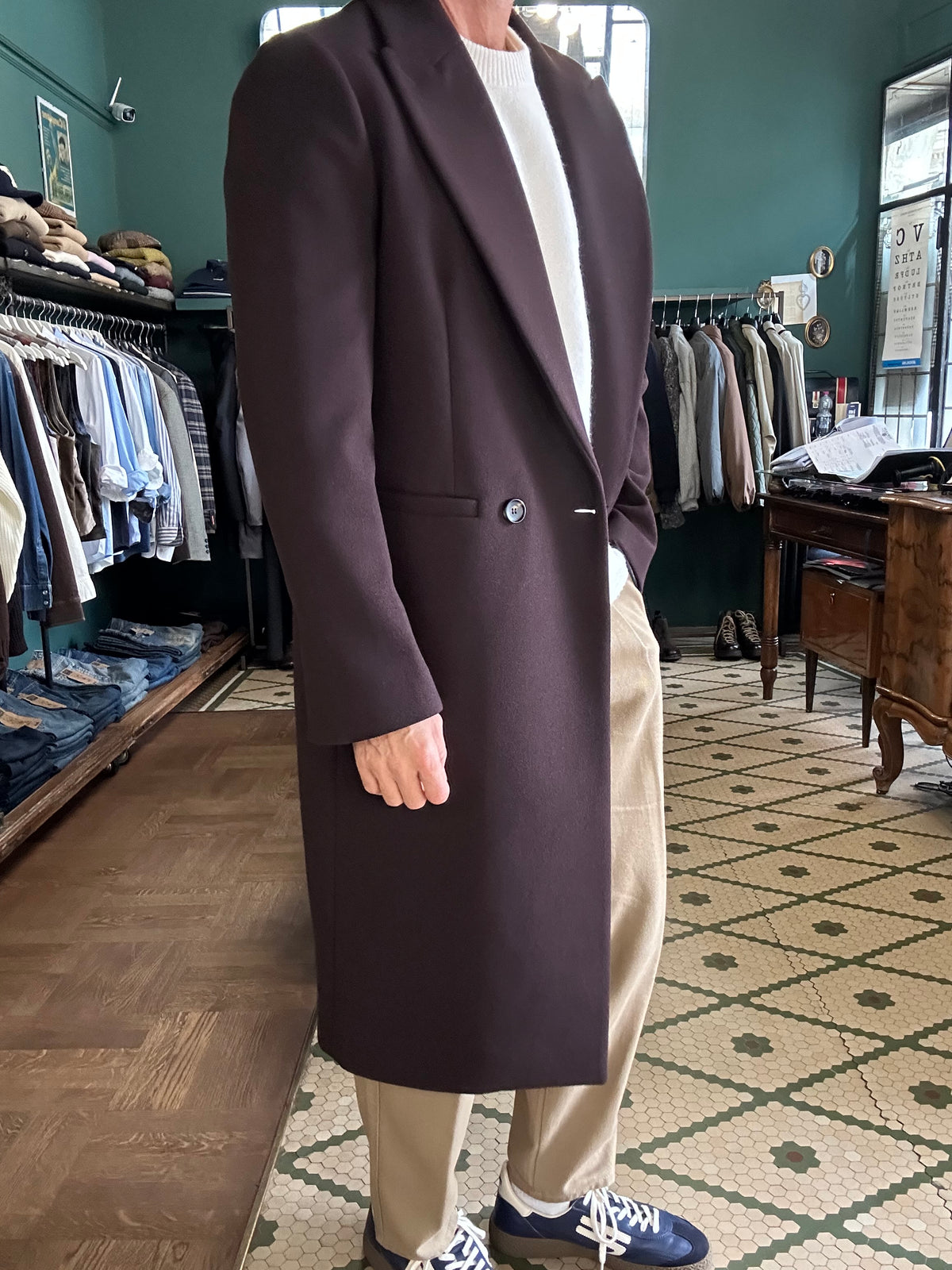 Cappotto con rever a lancia