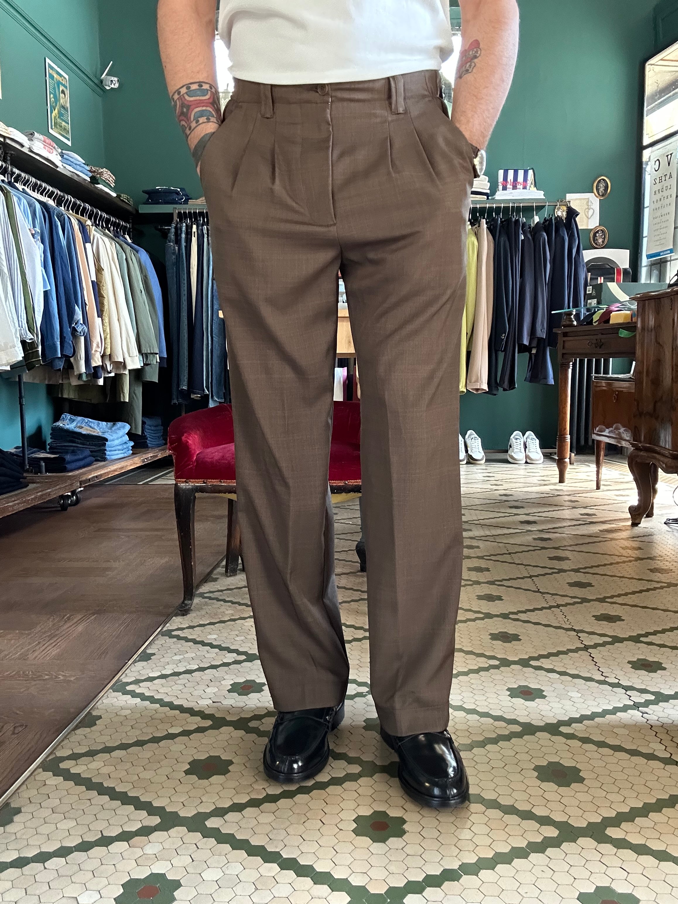 Double pleat loose fit trousers