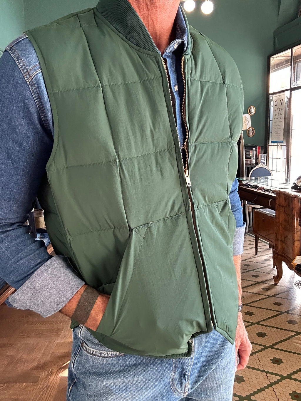 Chesapeak’s Down vest Seattle