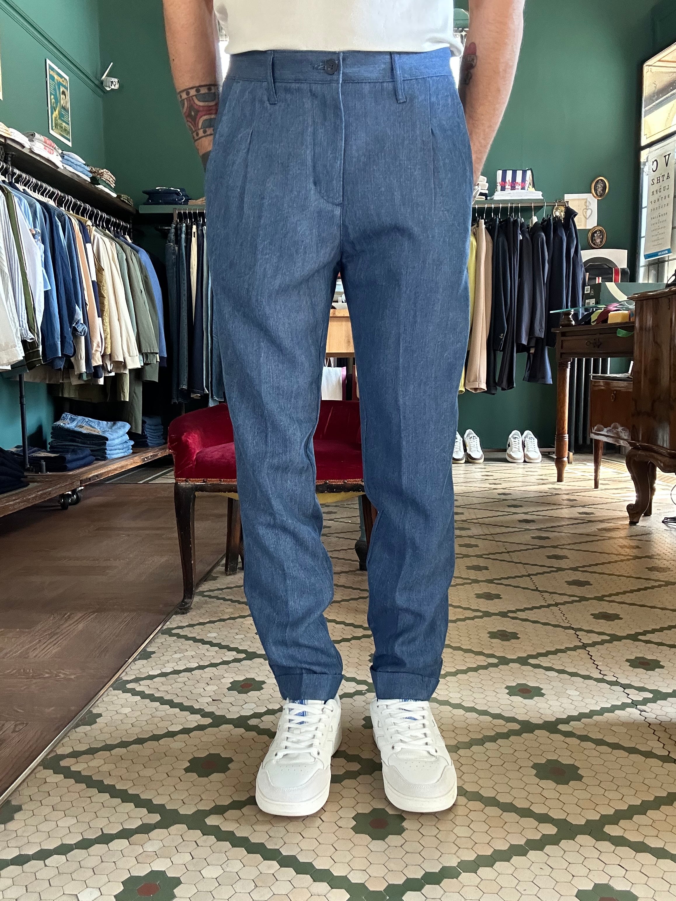 Rio jeans with angled pockets