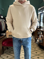 Felpa con cappuccio e marsupio