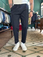 Chino with pleats regular fit