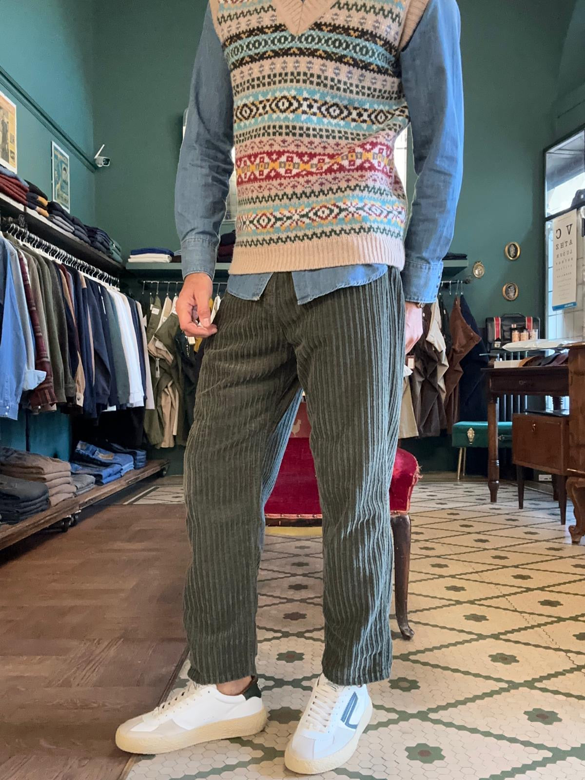 Pantalone Teide loose fit in velluto a coste