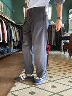 Pantalone Gand con pence loose fit