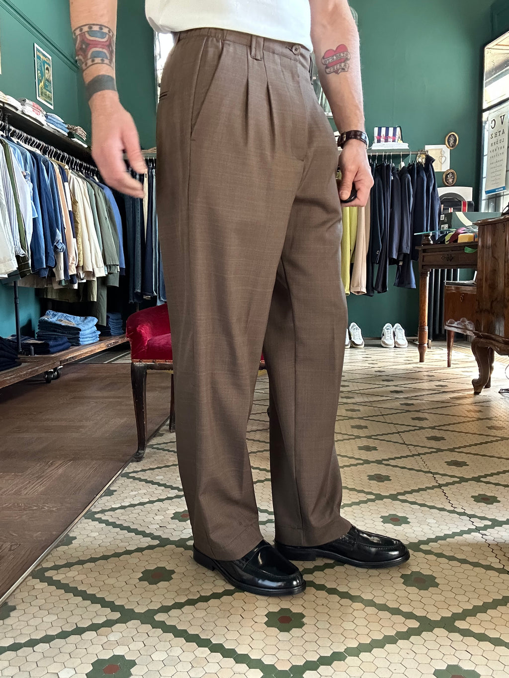 Double pleat loose fit trousers
