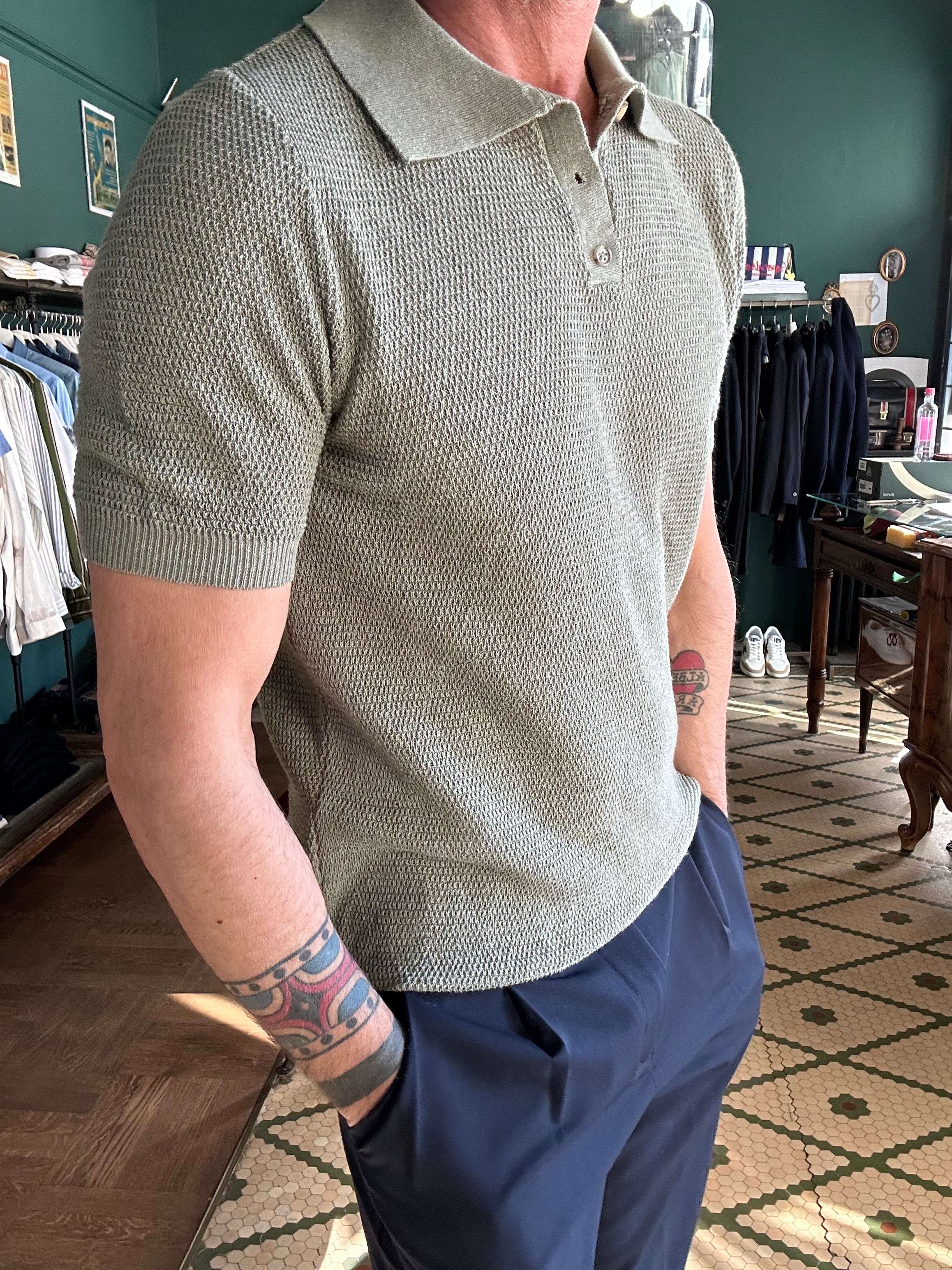 Piqué-effect knit polo shirt