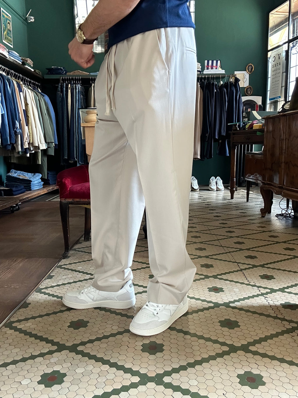 Pleated trousers made in Italy