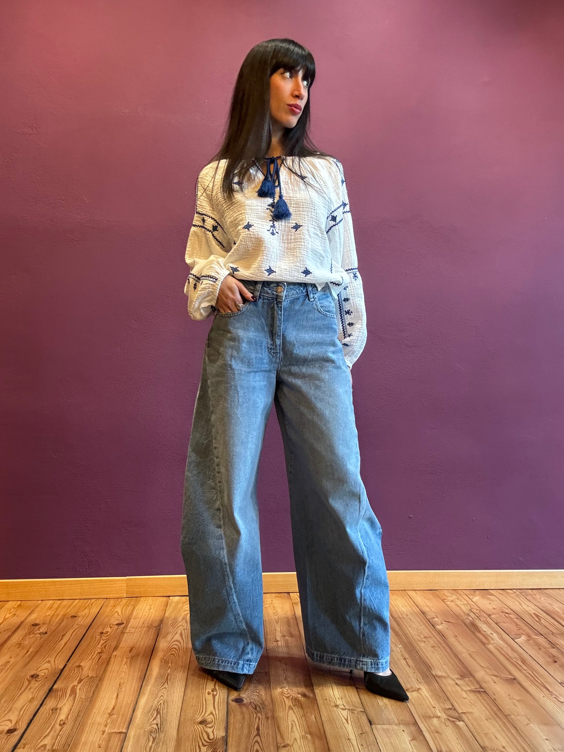 Blusa ricamata cotone