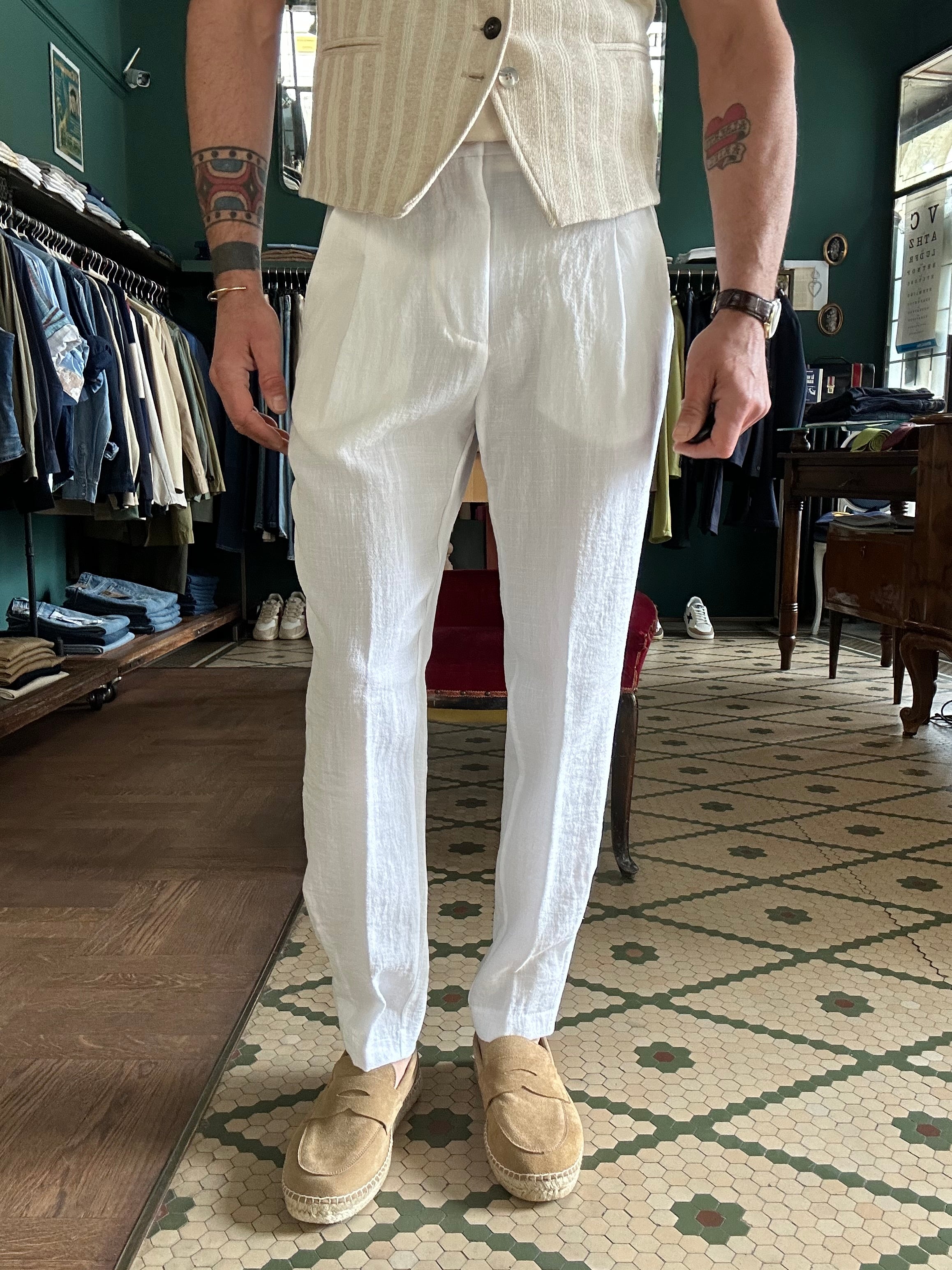 Pegaso trousers with linen-effect pleats
