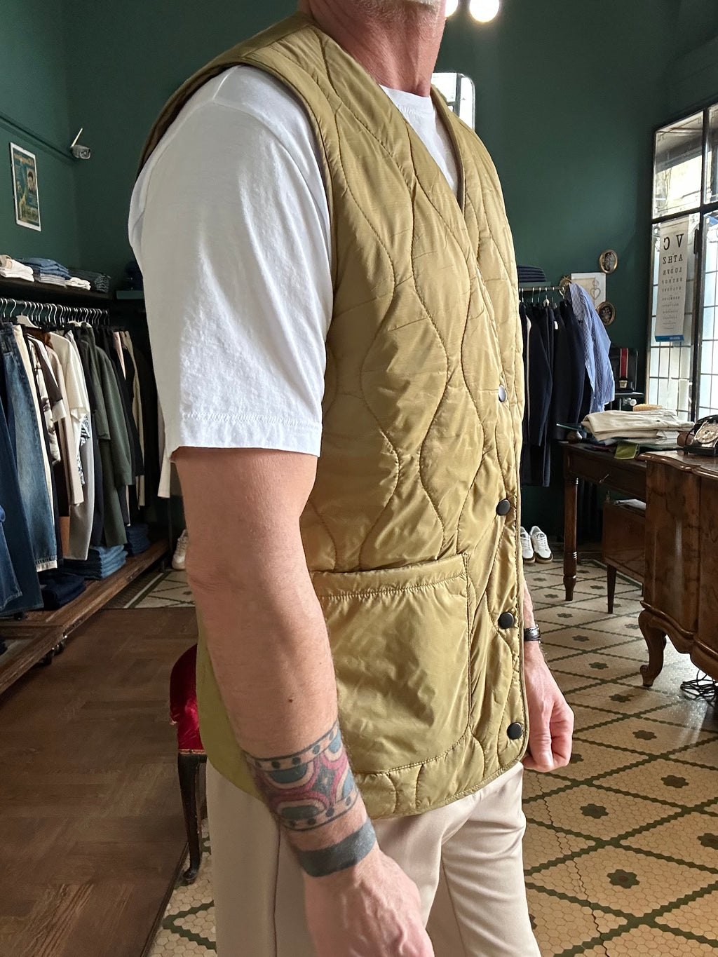 Gilet trapuntato fango