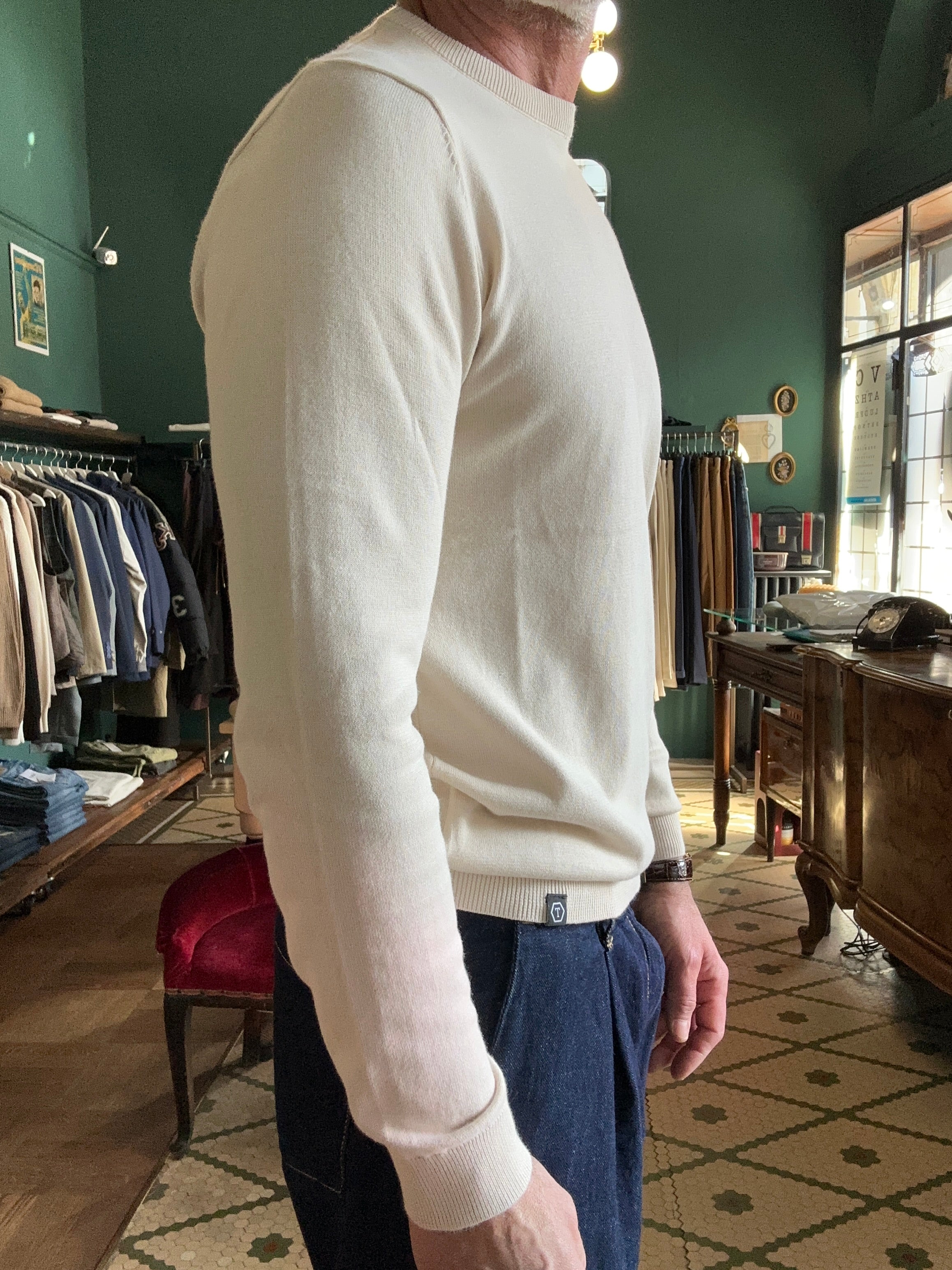 Maglioncino basico girocollo in cotone