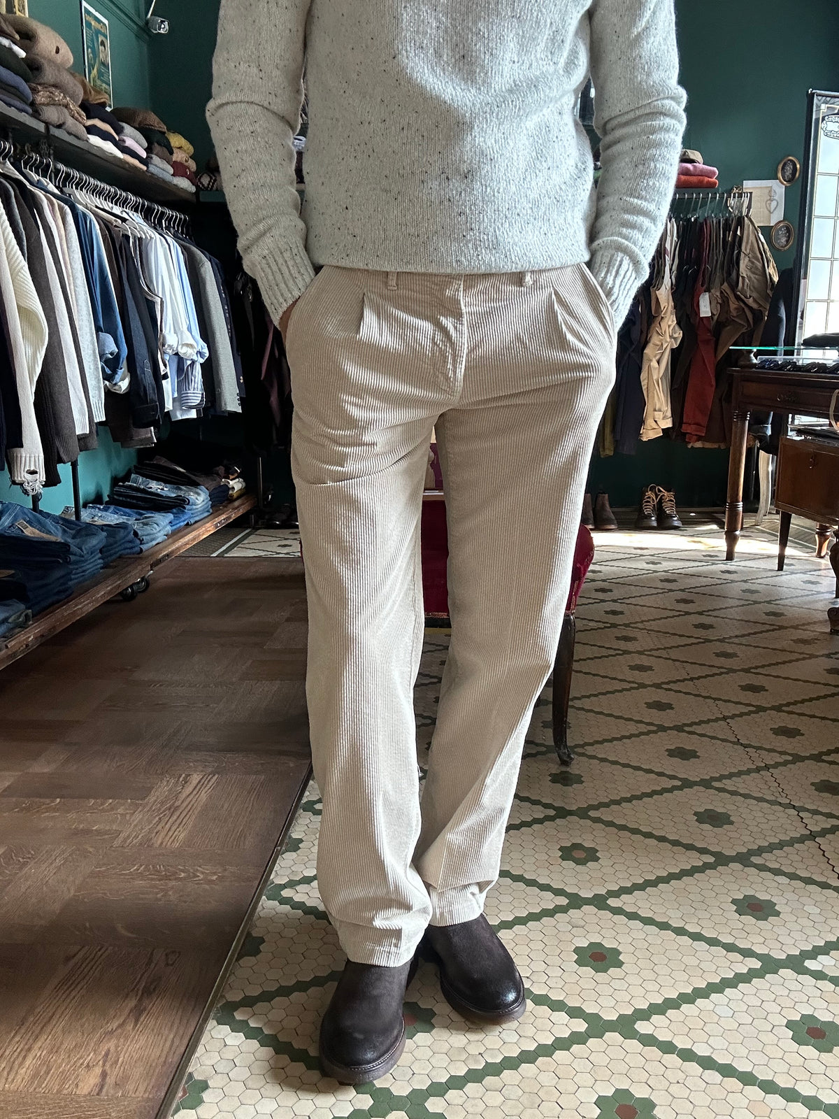 Pantalone Nicola velluto con pence regular fit