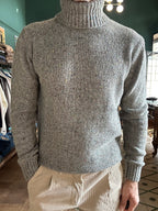 Maglione bottonato dolcevita misto lana