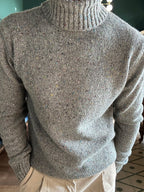 Maglione bottonato dolcevita misto lana