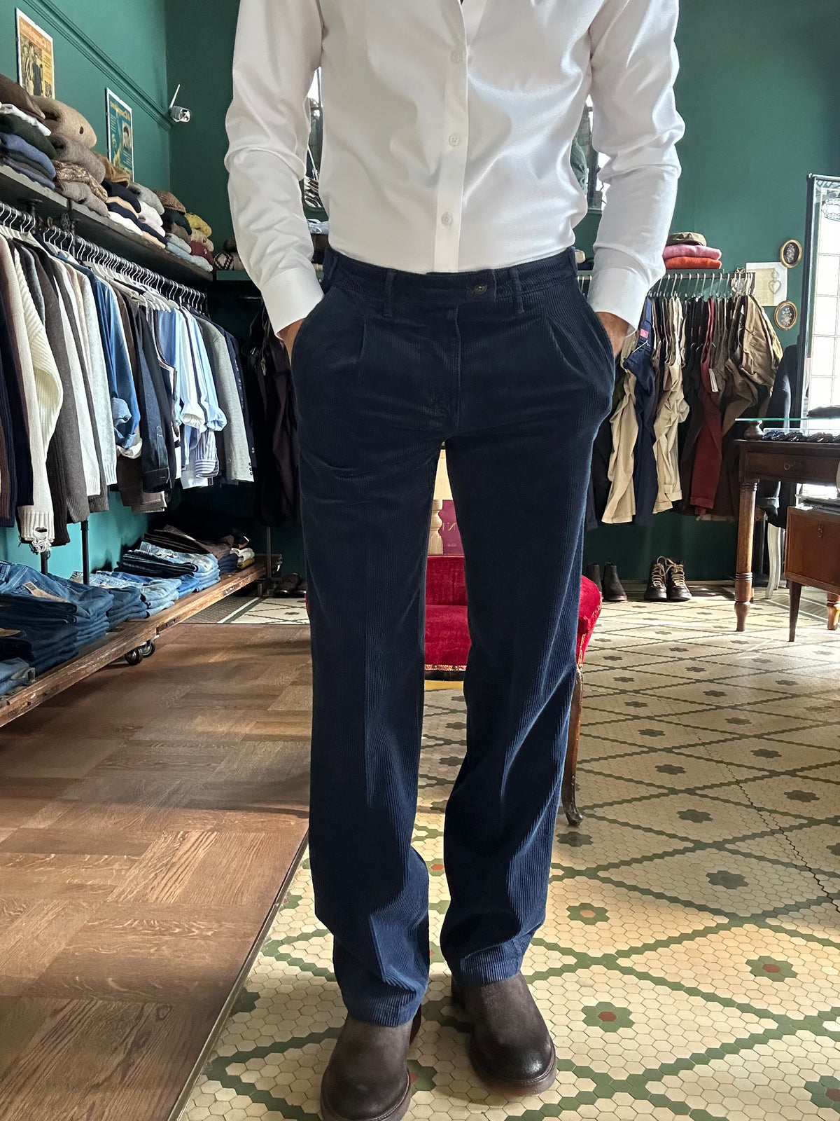 Pantalone Nicola velluto con pence regular fit