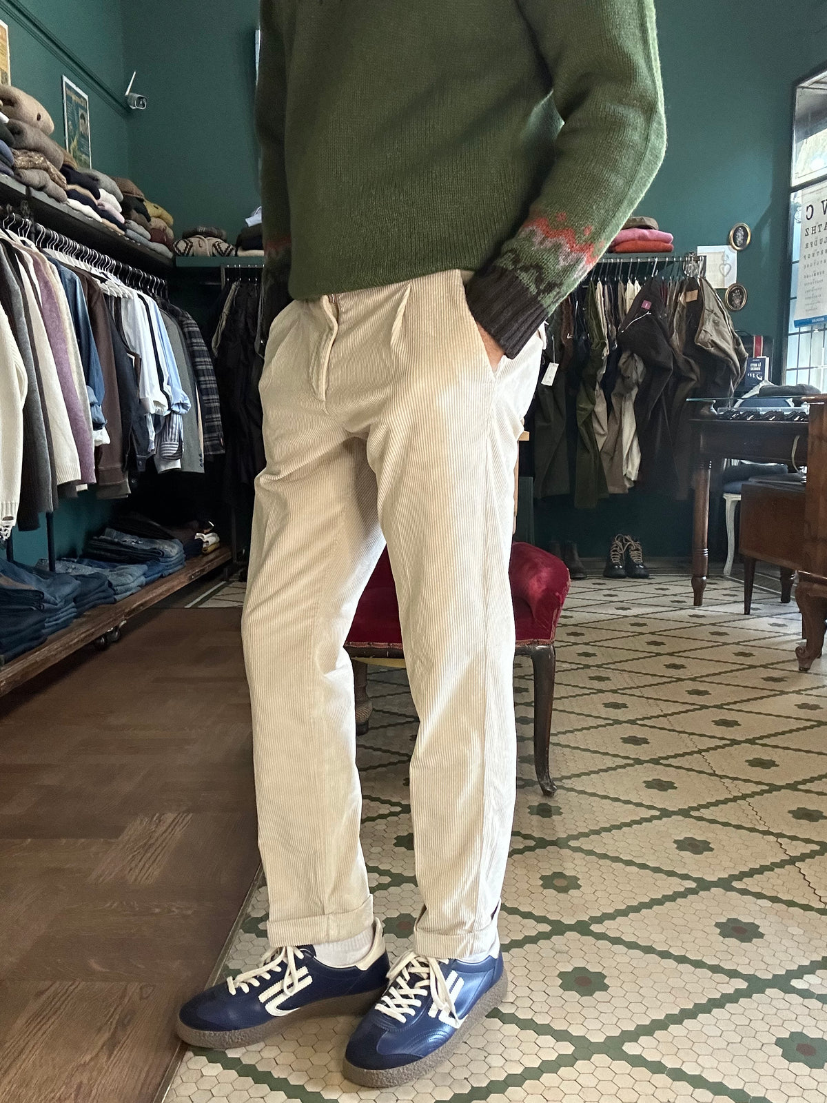 Pantalone Amos velluto a coste con pence