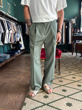 Pantalone con pence loose fit
