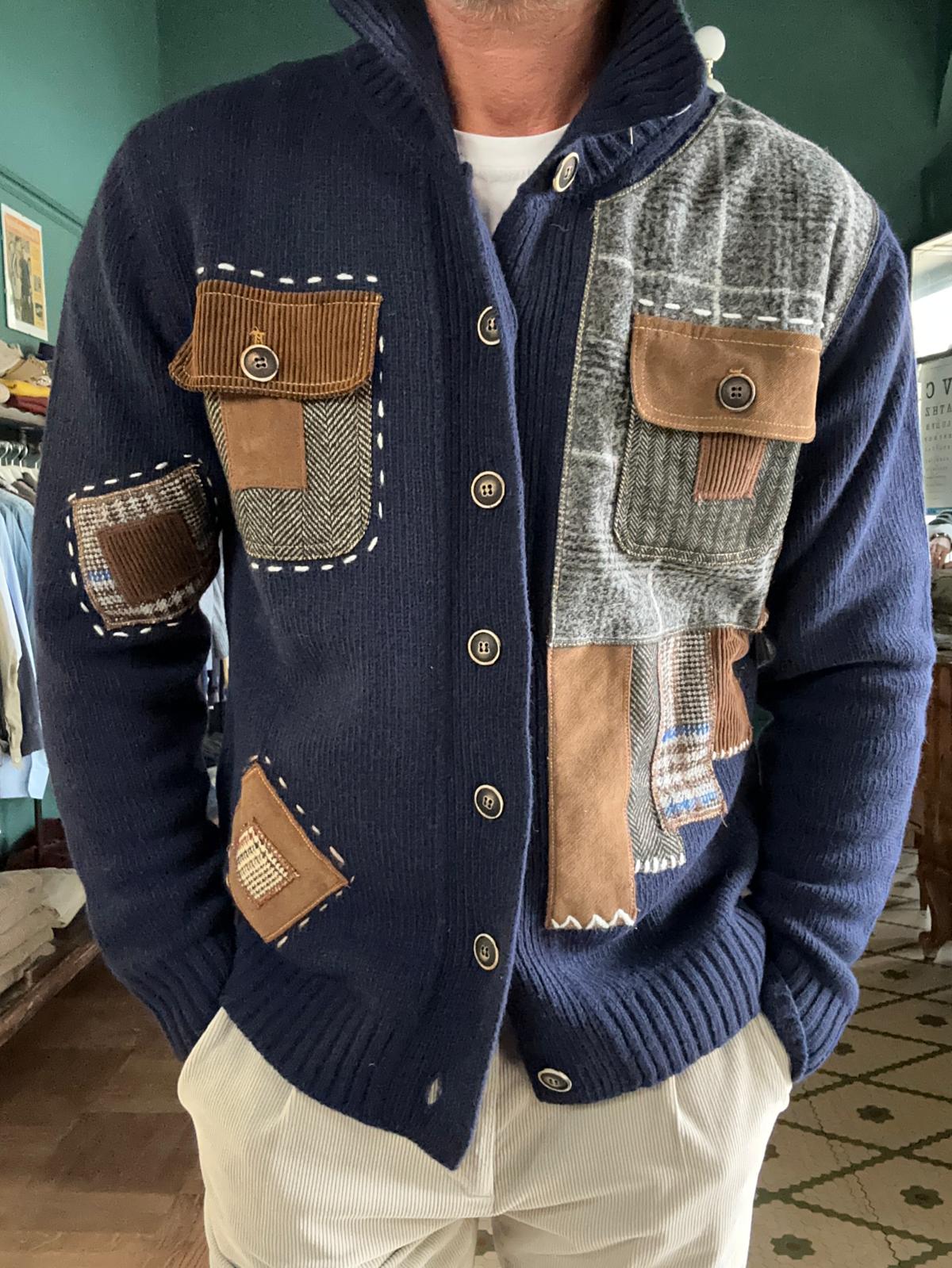 Cardigan in lana con patch