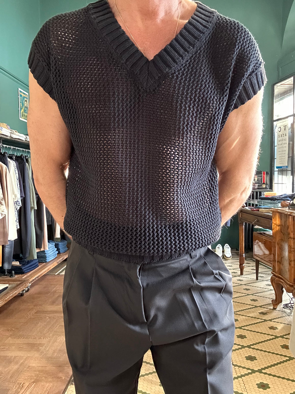 Gilet in cotone traforato nero