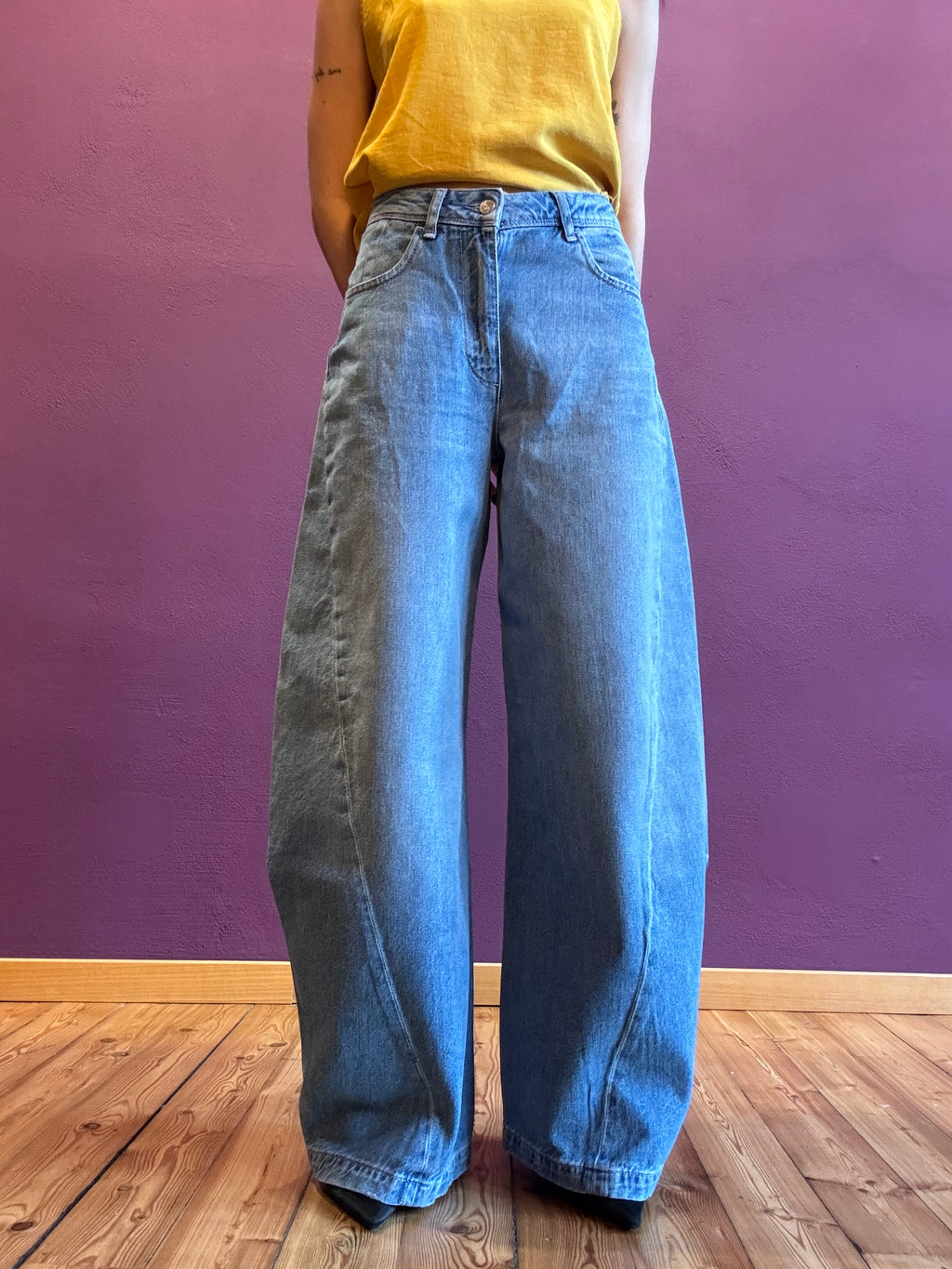 Jeans loose barrel leg