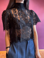 Maglietta in pizzo con fiocco