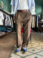 Pantalone con pence loose fit