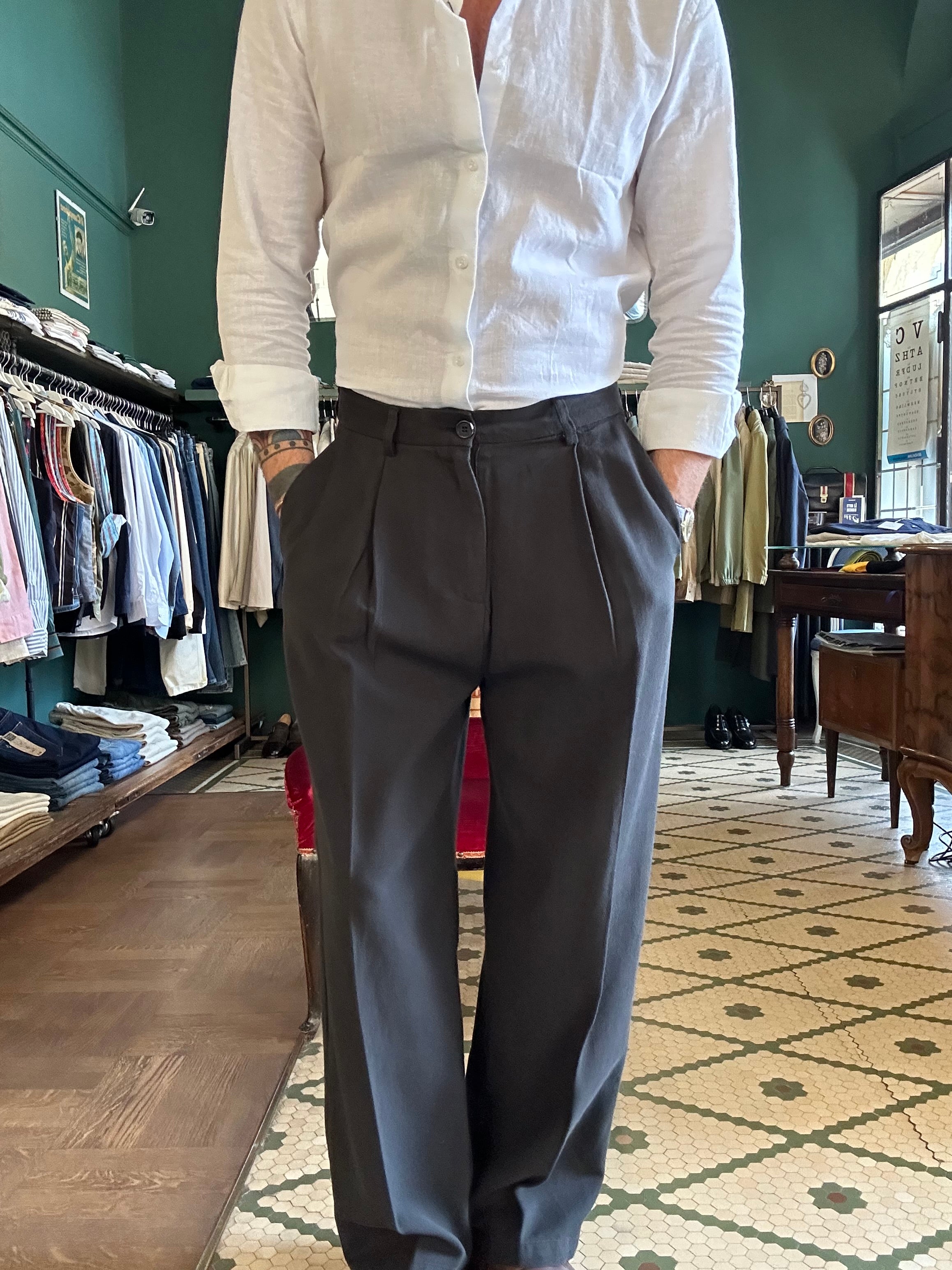 Linen blend oversized trousers with pleats