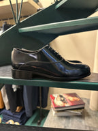 Brushed brogue with leather sole