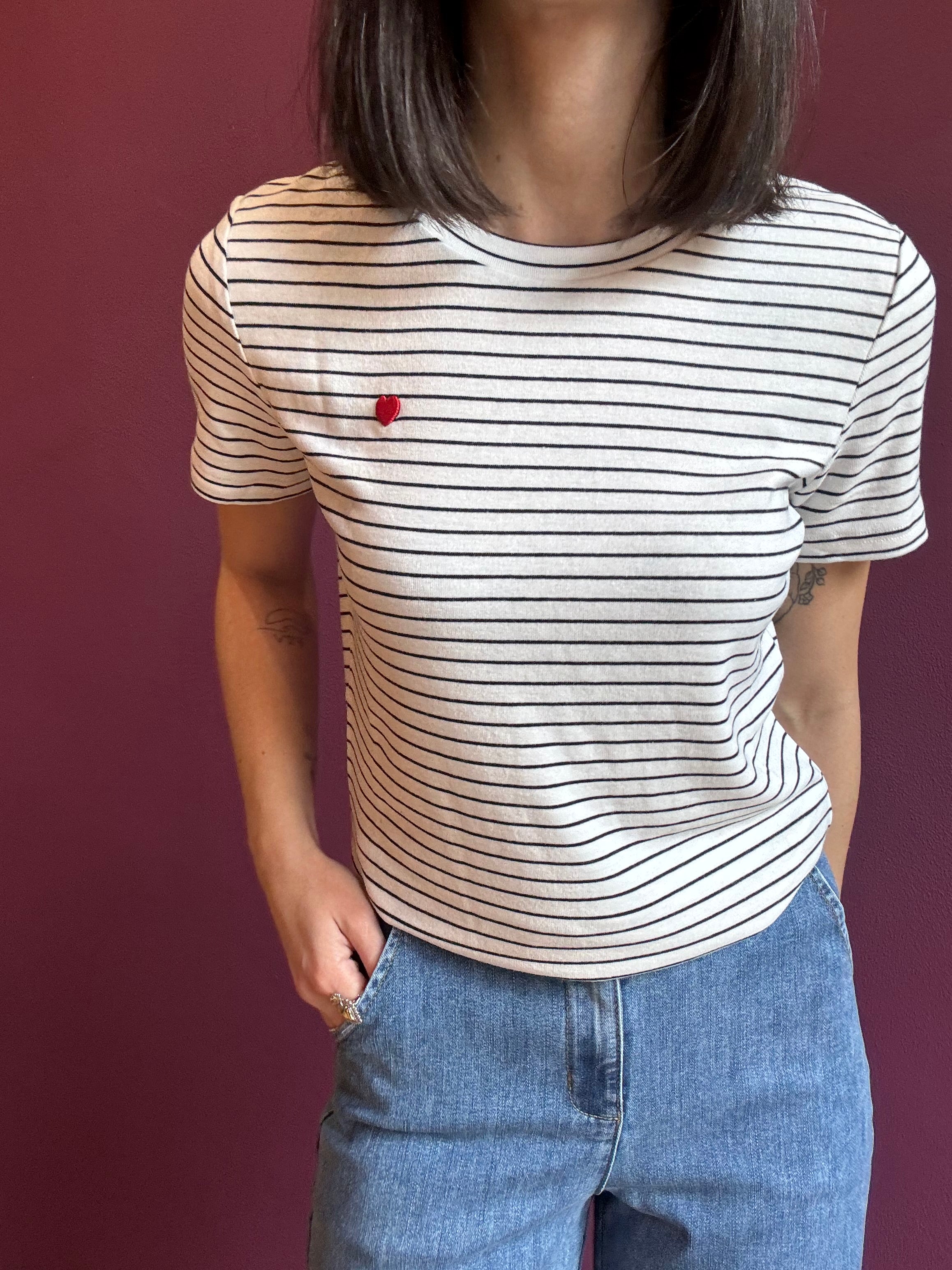 Black striped T-shirt with detail