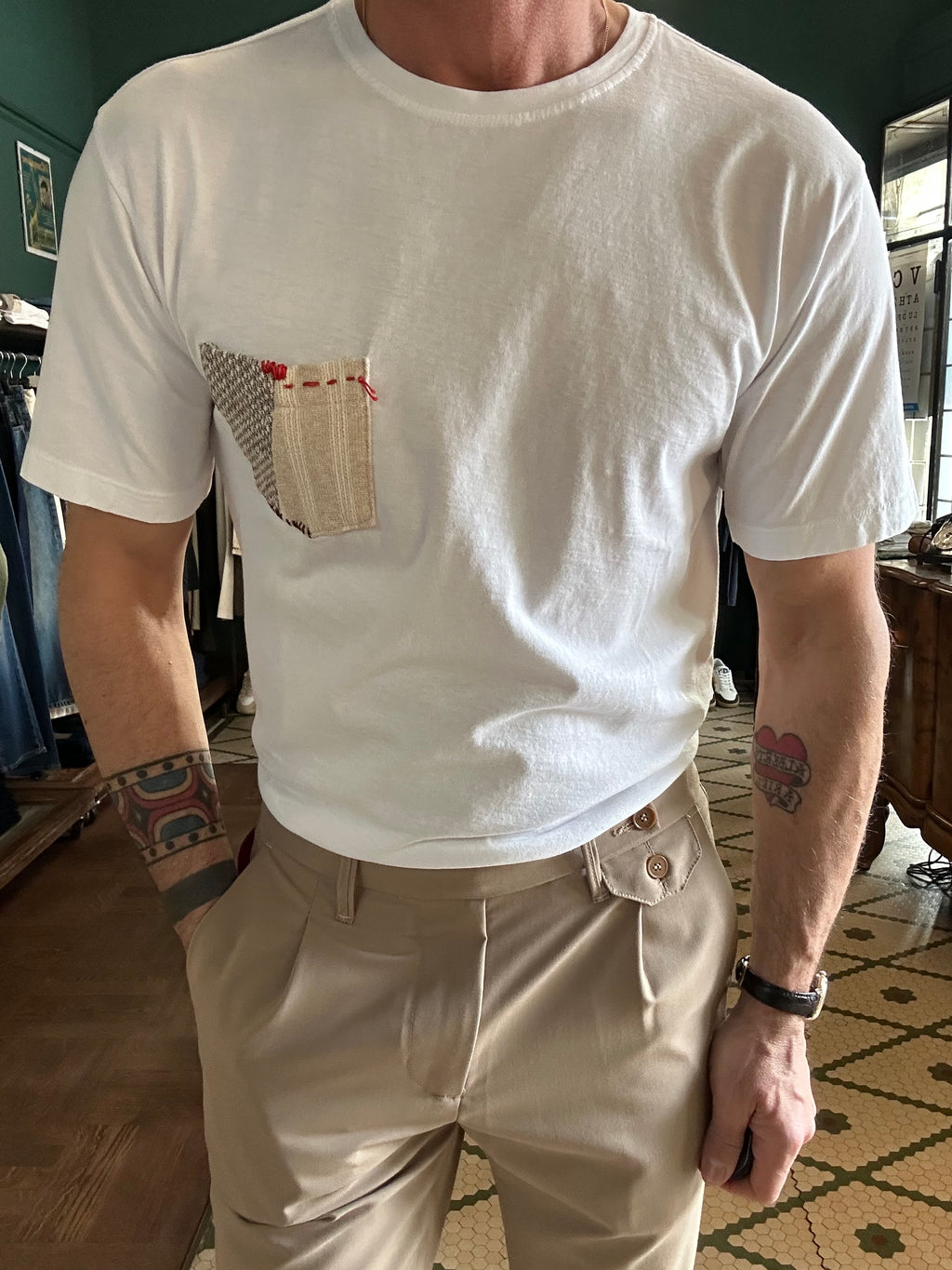 T-shirt koon con taschino fantasia