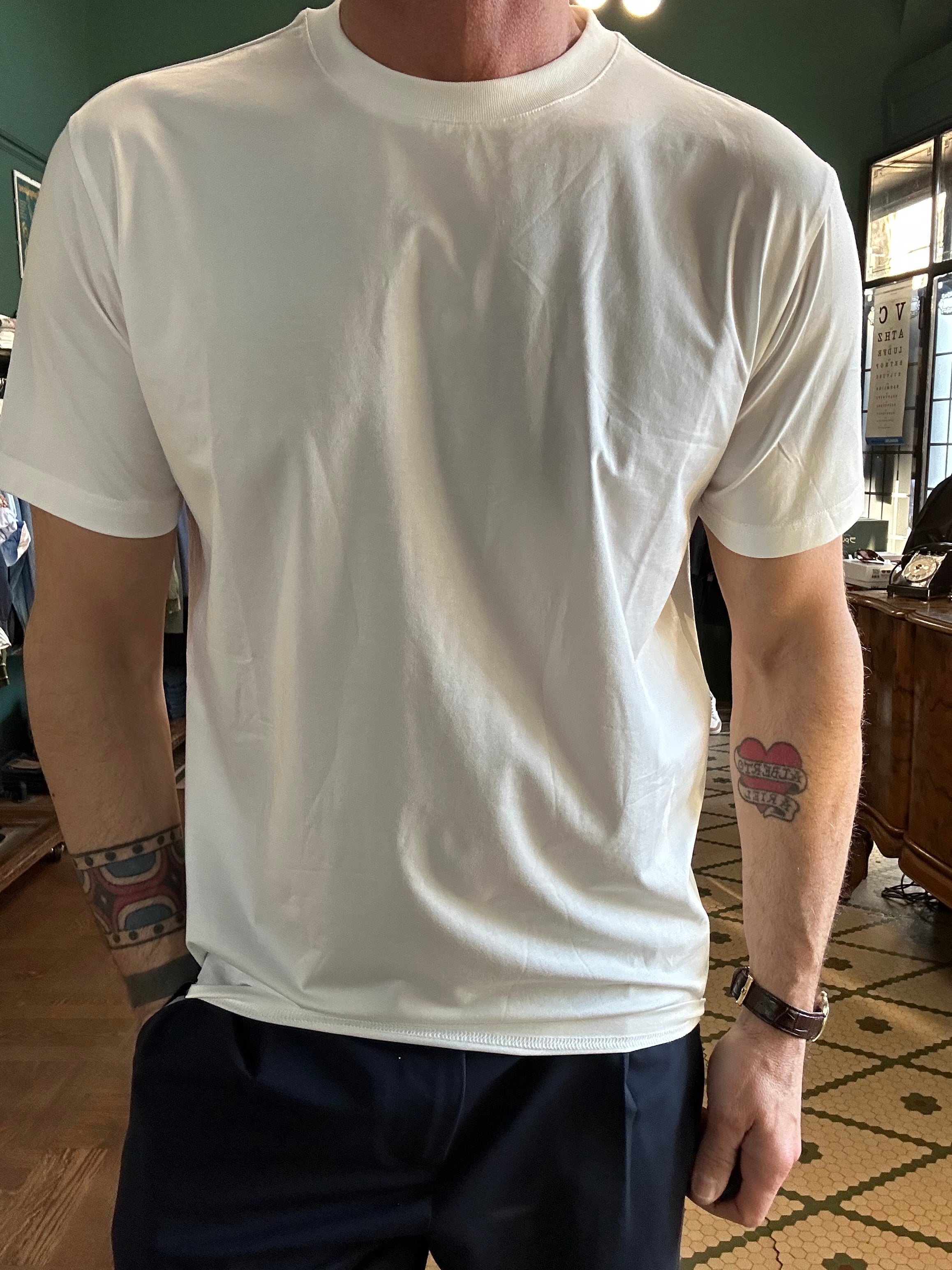 Stretch cotton t-shirt